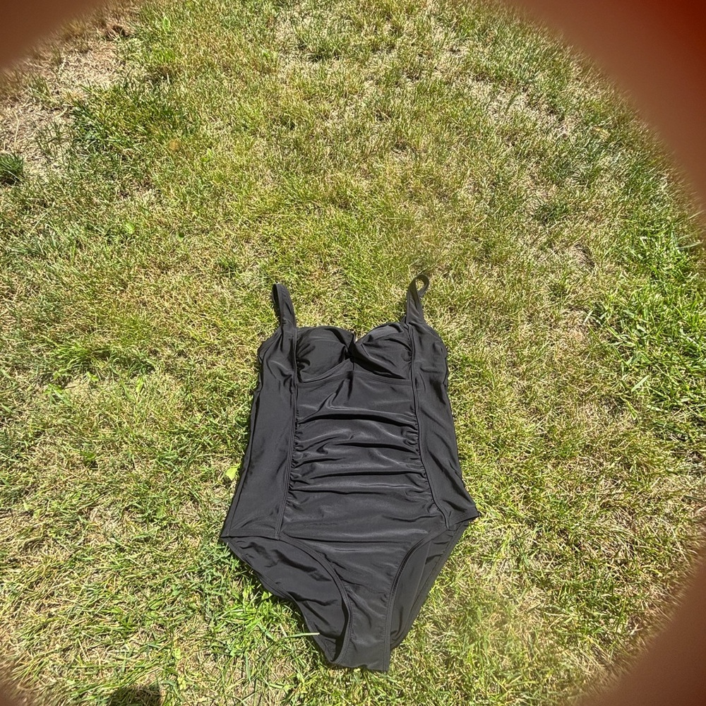 Merona Black Women’s One Piece Swimsuit